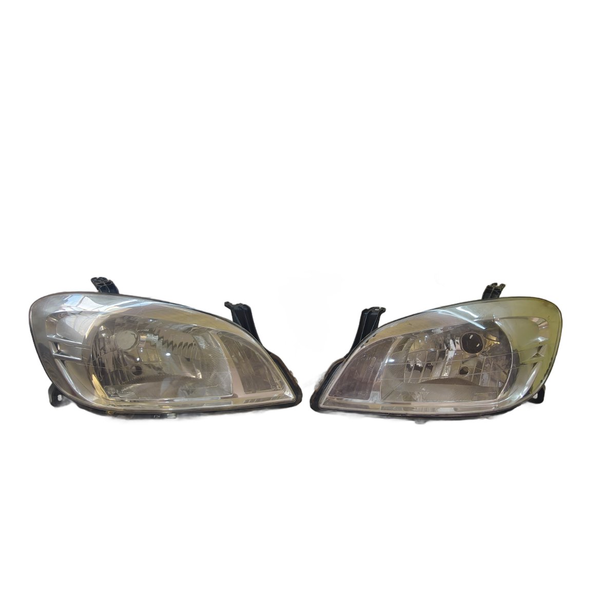 Par Farol Celta Prisma 2007 A 2011 Importado