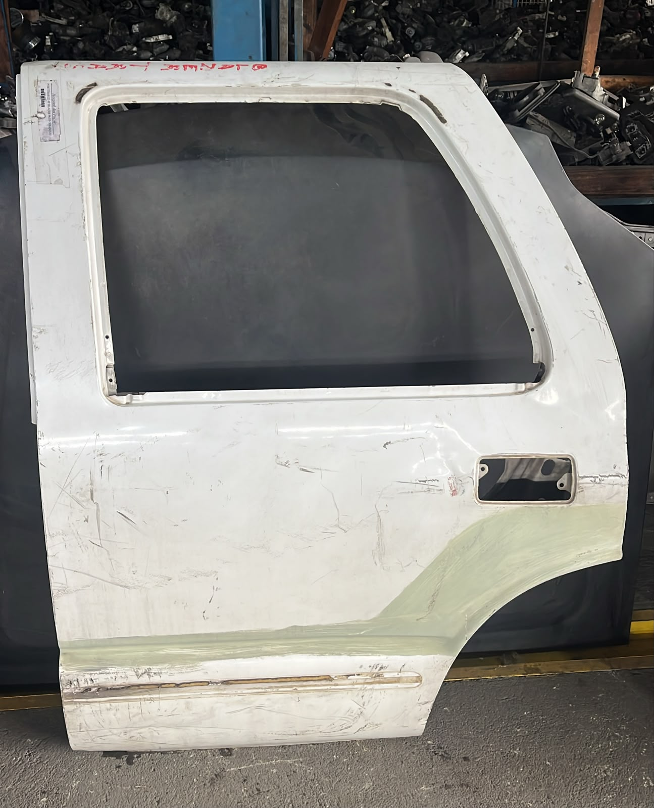 PORTA TRASEIRA BLAZER 1996/2005 BRANCA LE USADA @