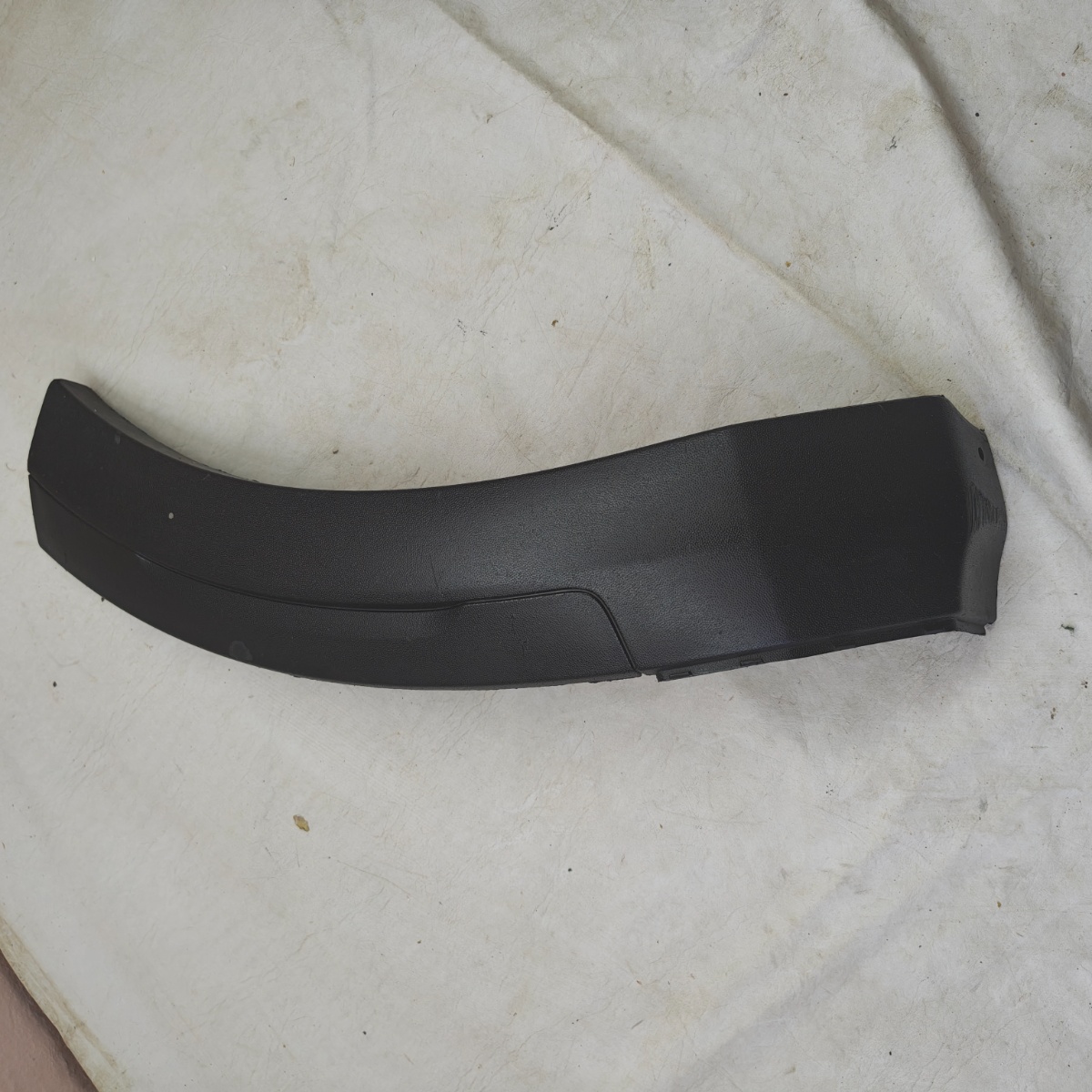 Moldura Parachoque Dianteiro Le Saveiro Cross 5u0805583c Preta