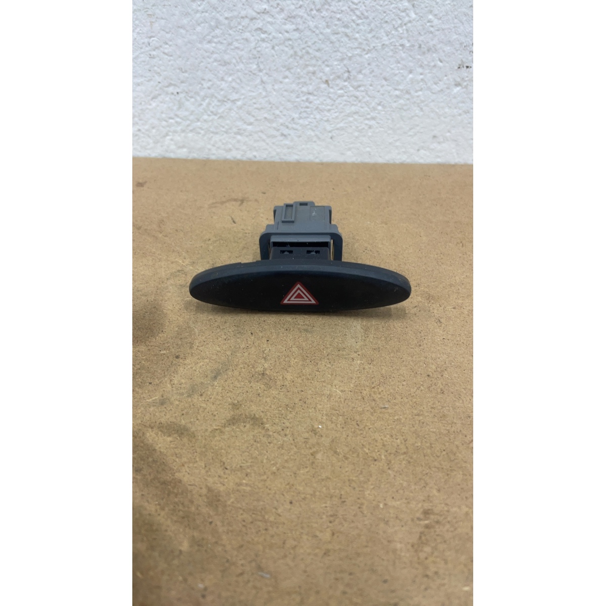 Botão Pisca Alerta Emergência Toyota Etios Preto Preto