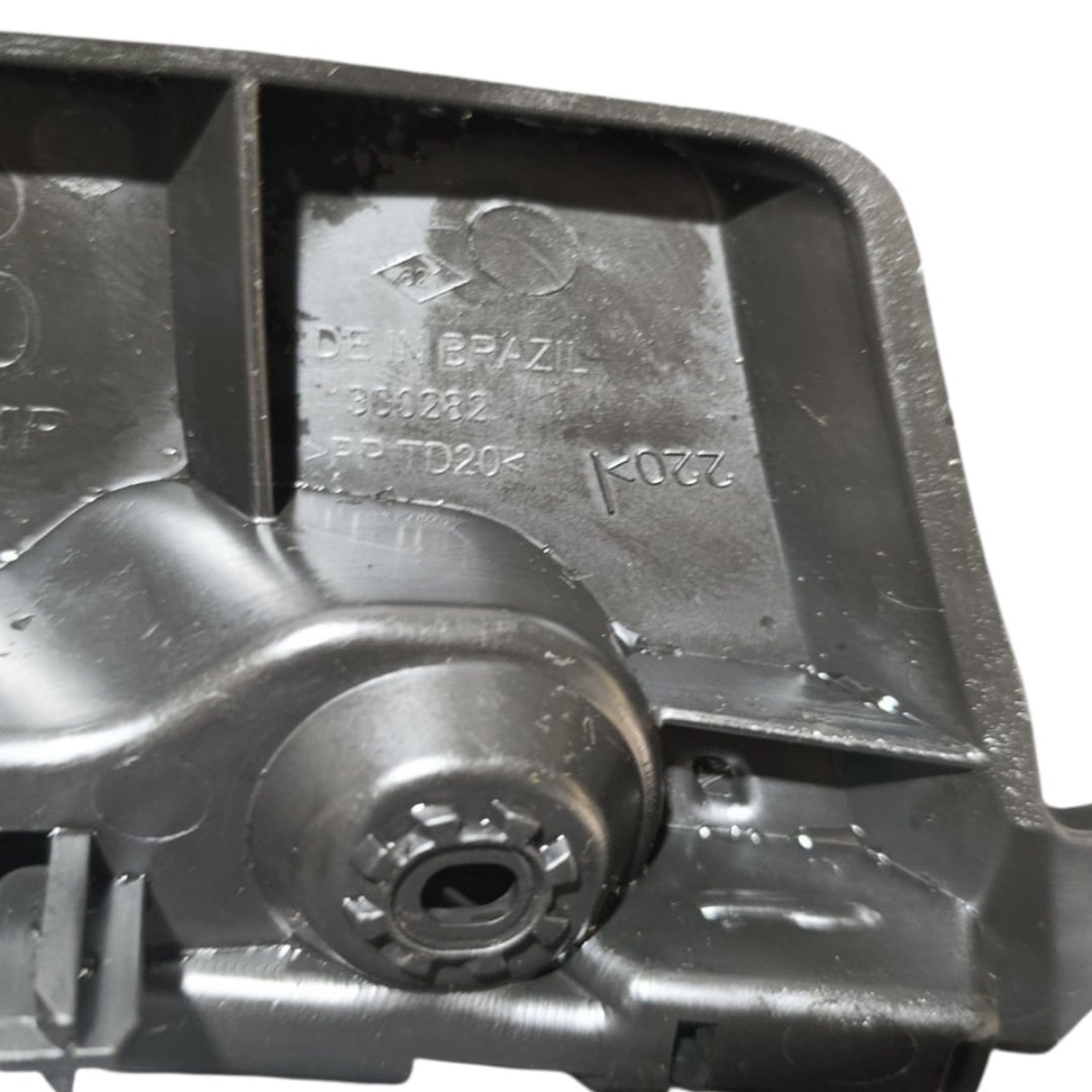 Guia Parachoque Dianteiro Direito Renault Duster 2012/2018 - Imagem 7