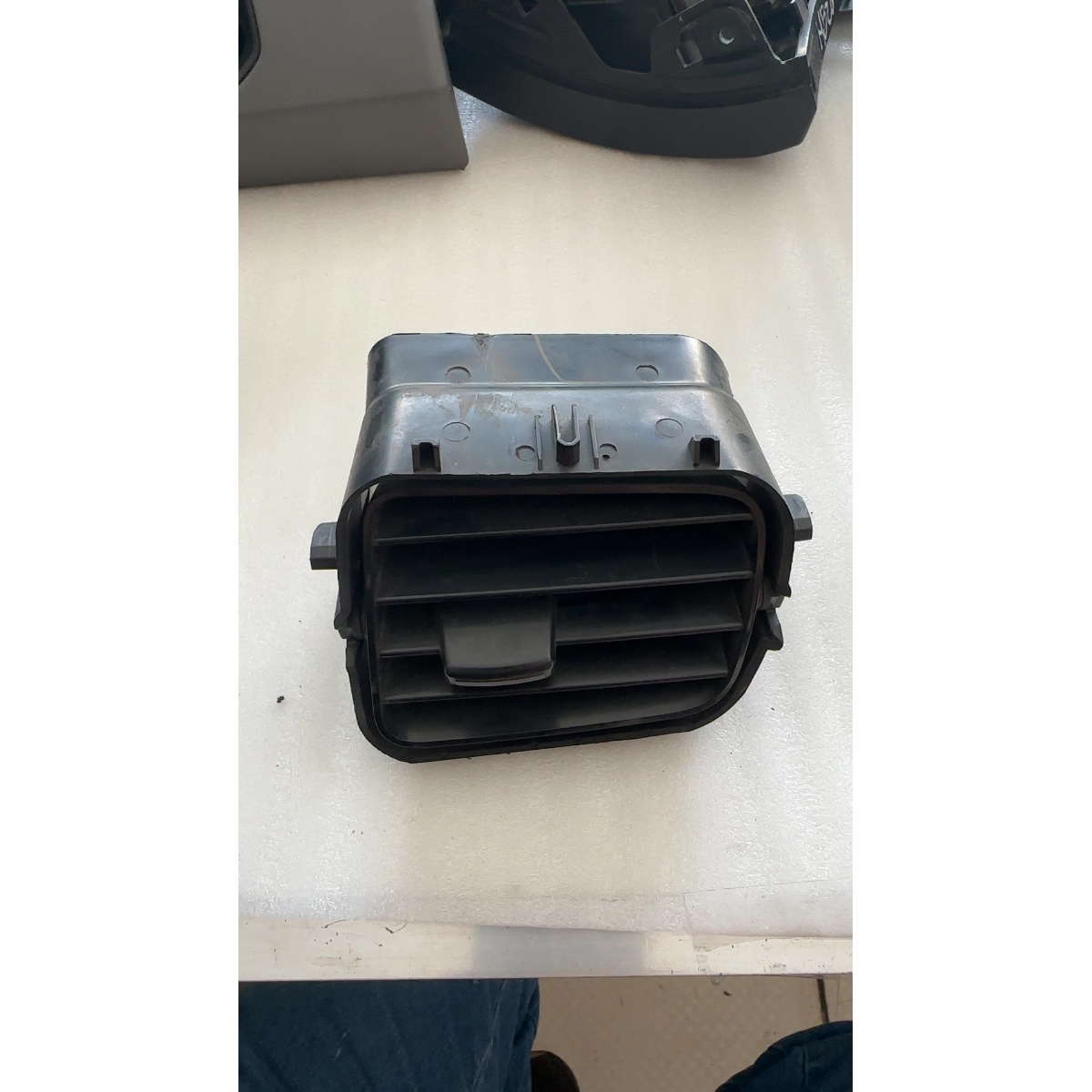 Difusor De Ar Central Direito Renault Sandero/Logan