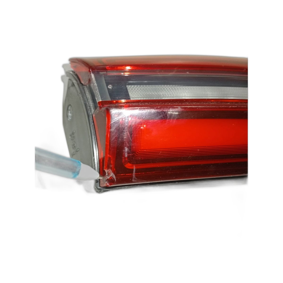 Lanterna Tampa Traseira Com Led Fiat Fastback 2022 A 2024 Le Vermelho - Imagem 4