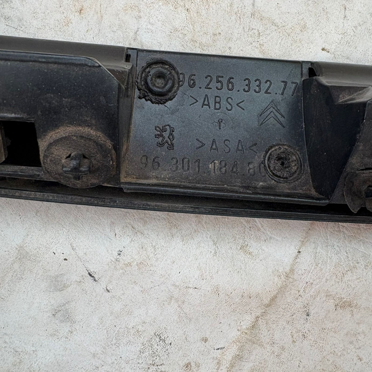 Moldura Peugeot Partner 1997 até 2005 - Imagem 7