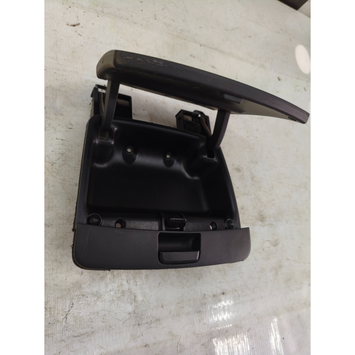Porta Objetos Painel Superior Hyundai  I30 2.0 09 A 12 - Imagem 4