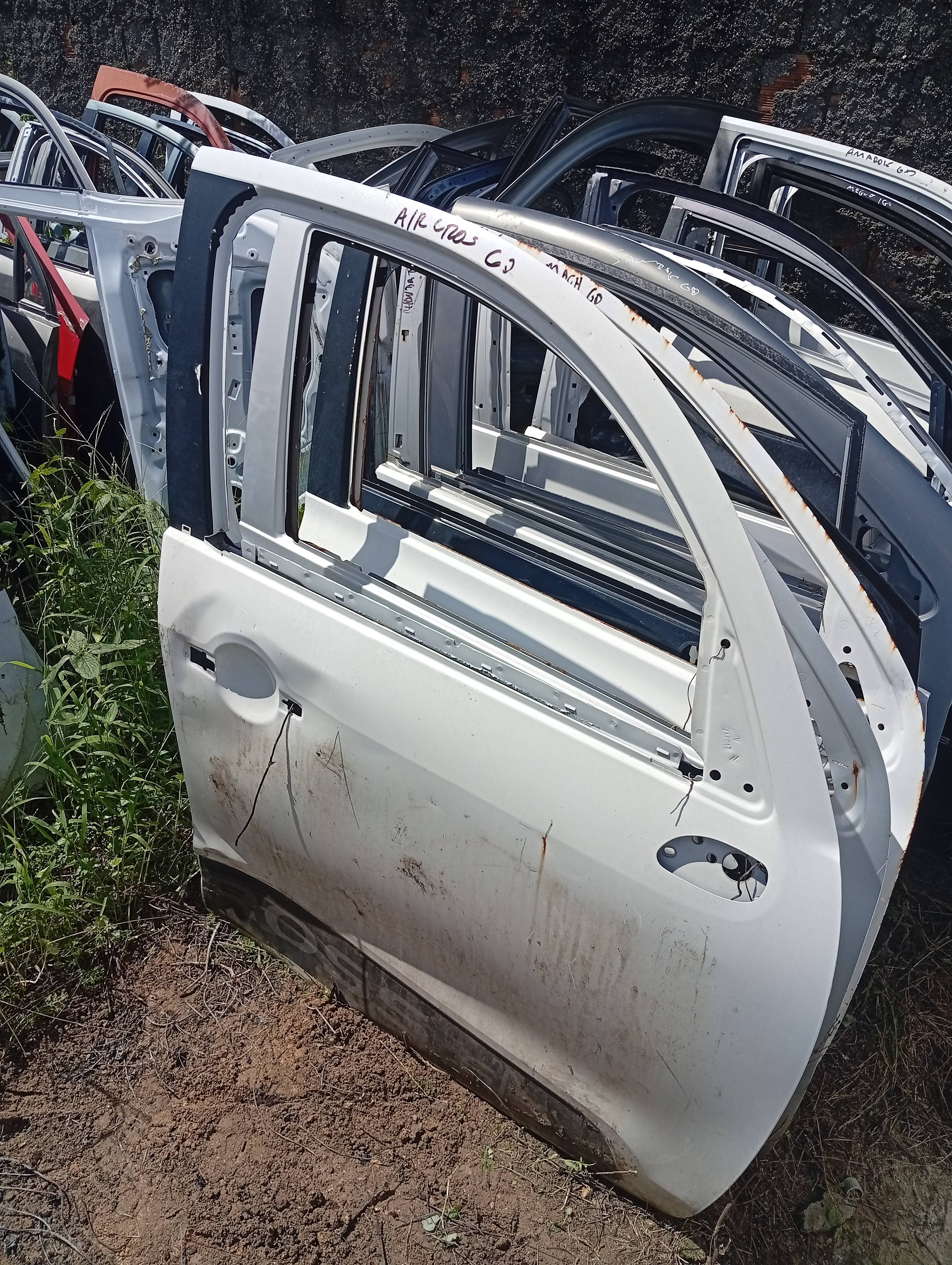 Porta Dianteira Citroen C3 Picasso 2012 a 2015