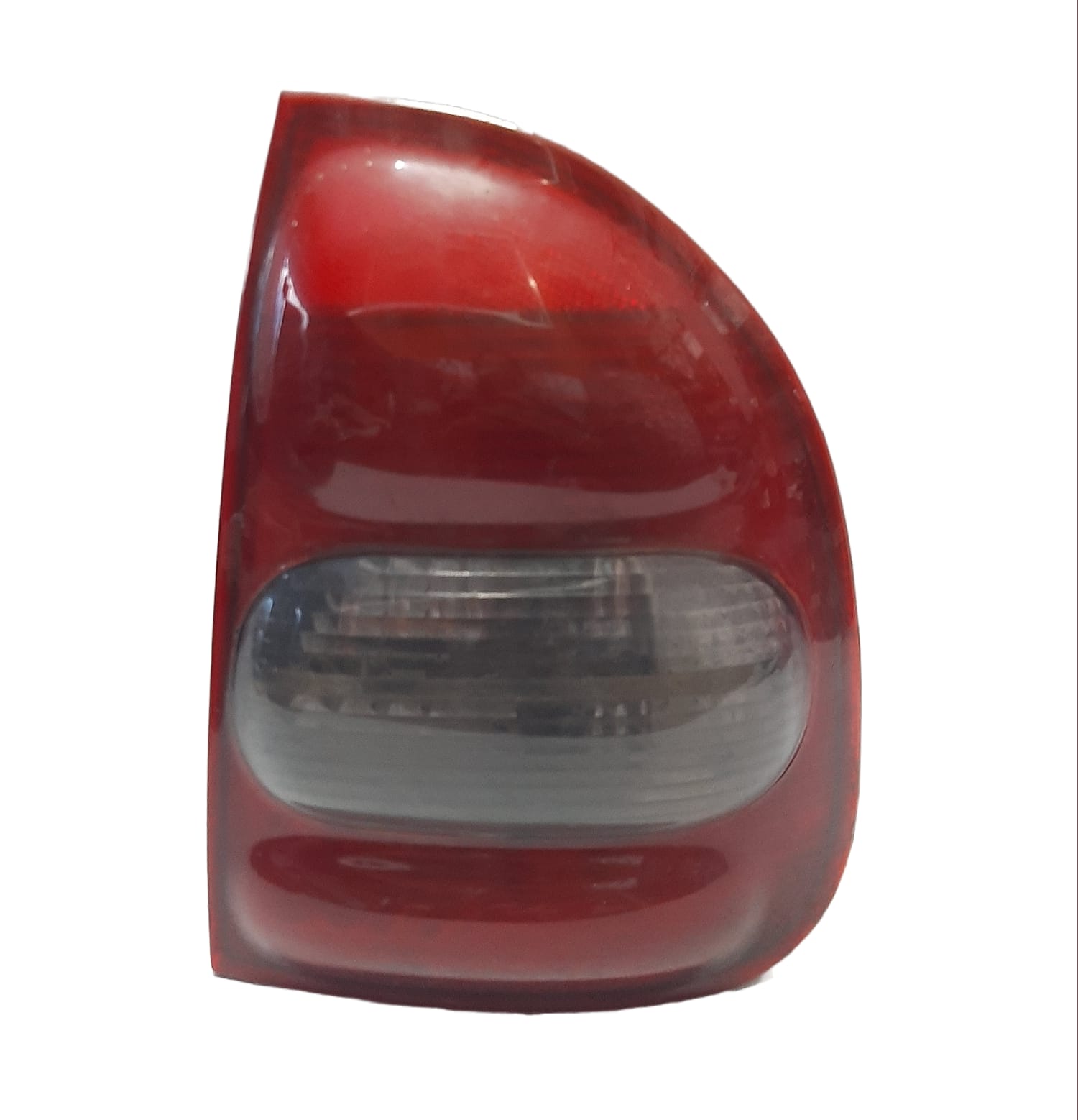 LANTERNA TRASEIRA CORSA CLASSIC 2000/2010 LD USADA @