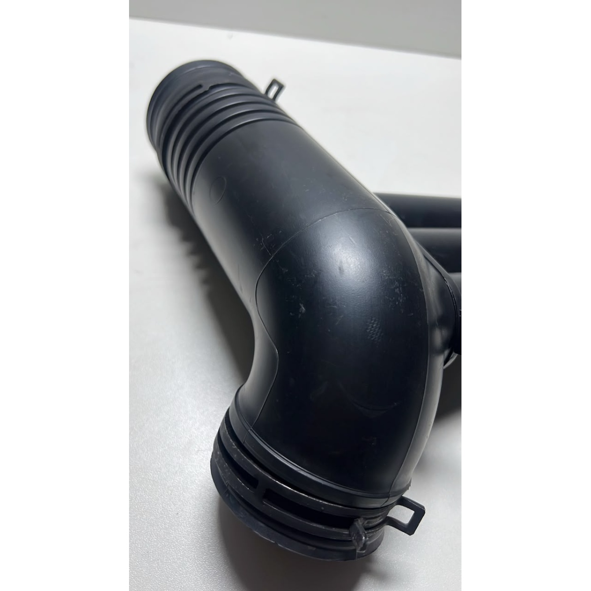 Mangueira Do Filtro De Ar Audi Q3 2018 04e129651c - Imagem 3