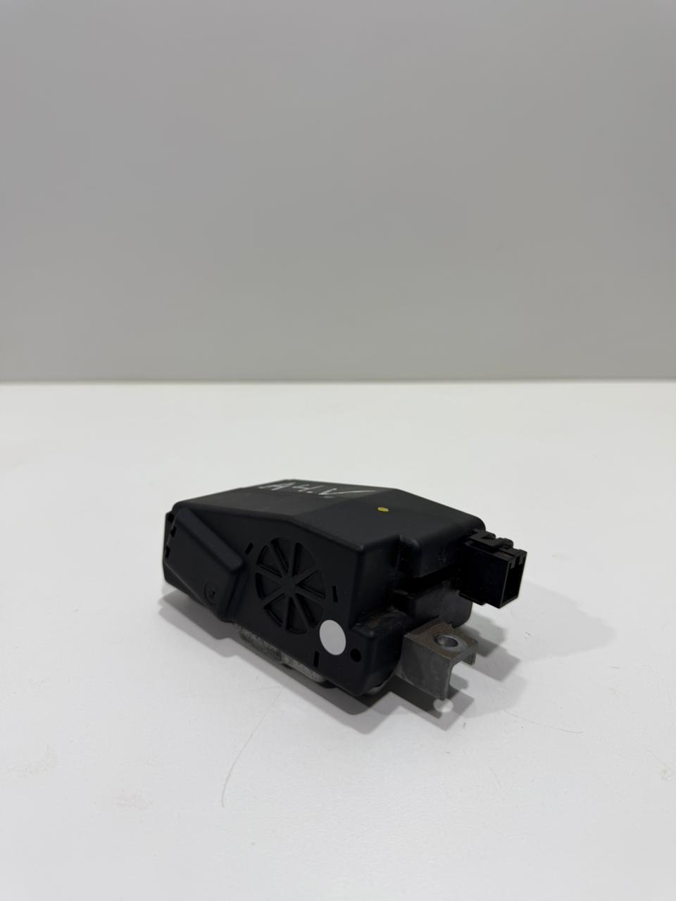 Modulo Trava Da Ignição Audi A4 Avant 2009 A 2015 Original - Imagem 3