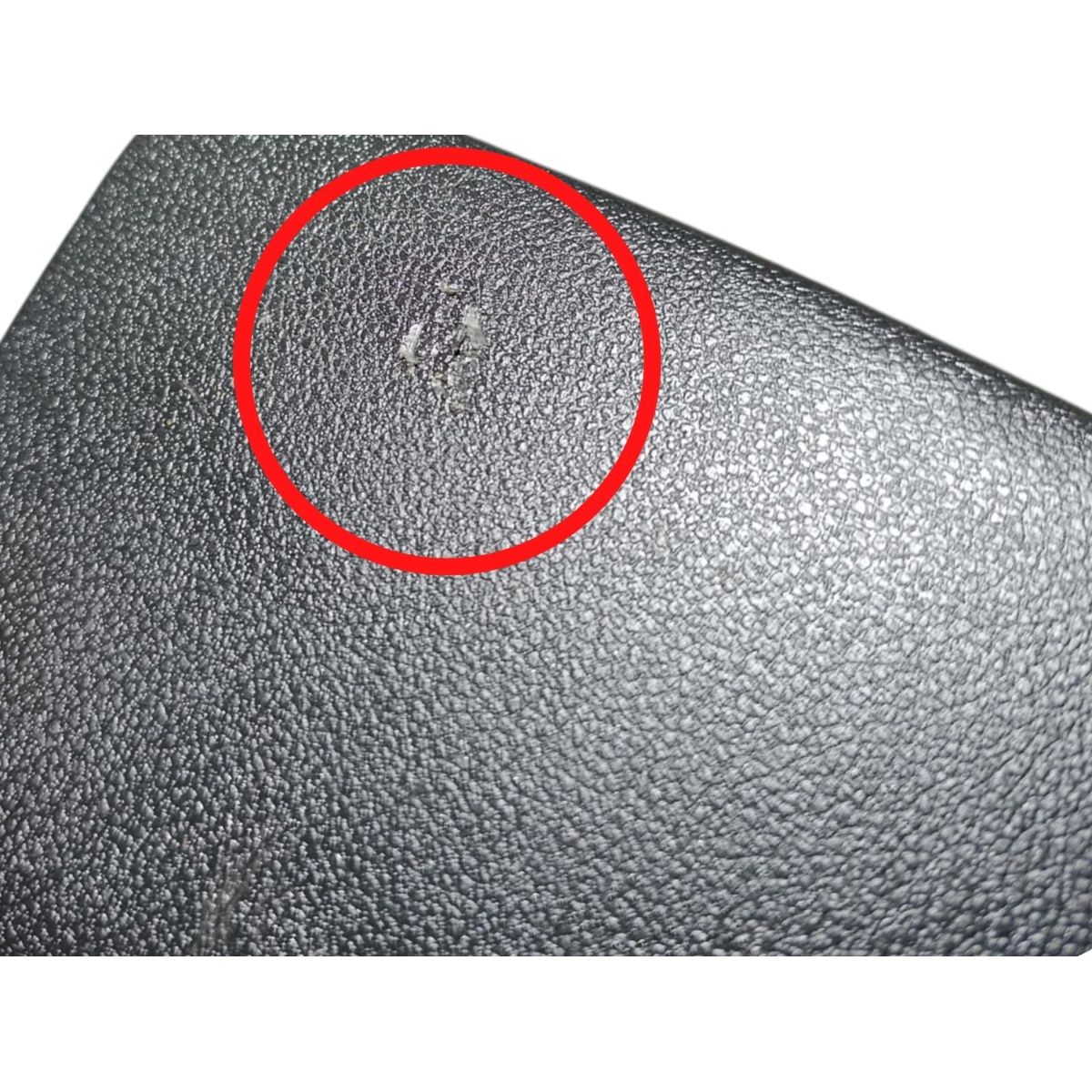 Tampa lateral dir painel Peugeot 207 2006/14 C/Detalhe Origi - Imagem 5