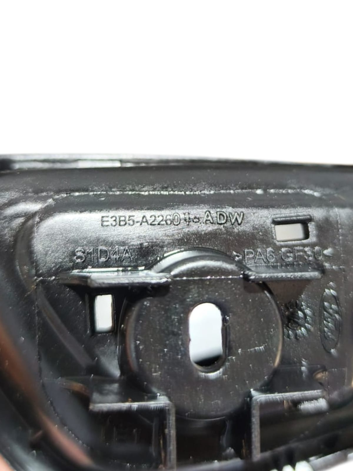Maçaneta Interna Esquerda Ford Ka 2015/2021 E3B5A2260 Origin - Imagem 6