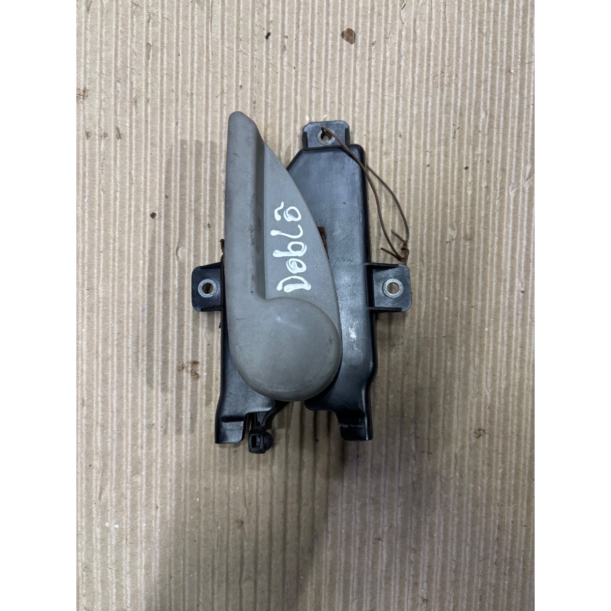 Suporte Interno De Maçaneta Fiat Doblò  Le Cinza - Imagem 4