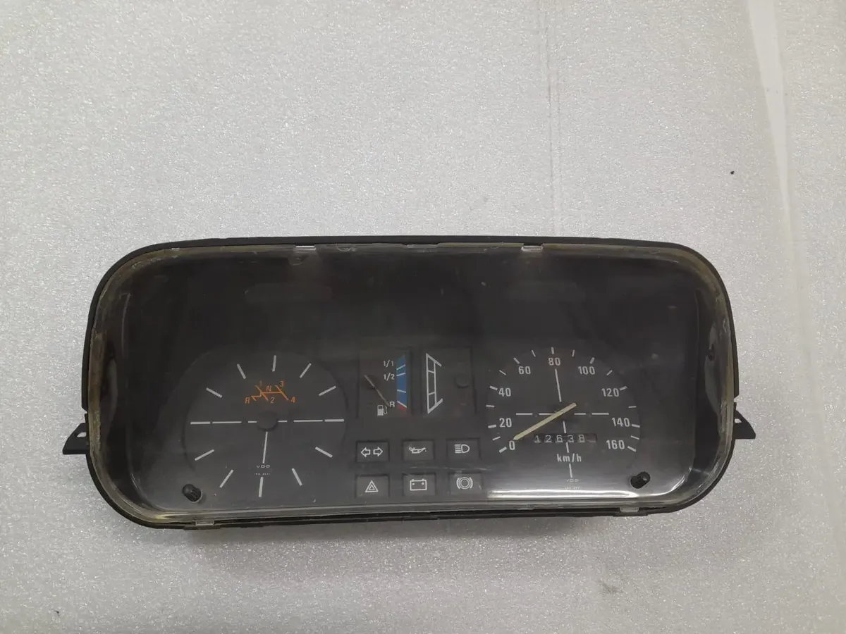 Painel Instrumentos Volkswagen Brasília 80/82  (Usd) 1029190