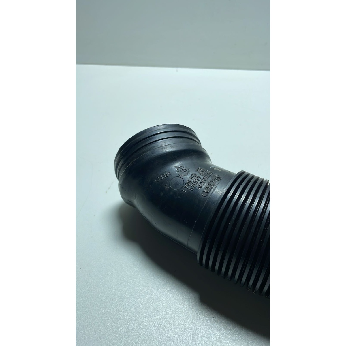 Mangueira Filtro Ar Vw Jetta 2.0 Tsi 2011-2018 1k0129684l - Imagem 2