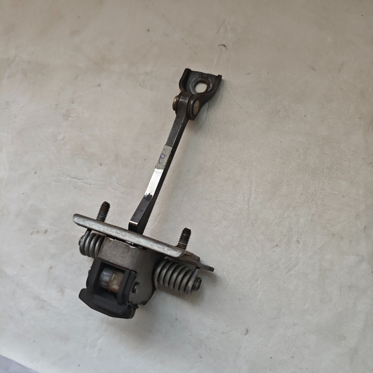 Limitador da Porta Traseira Citroen C3 2013 ate 2019