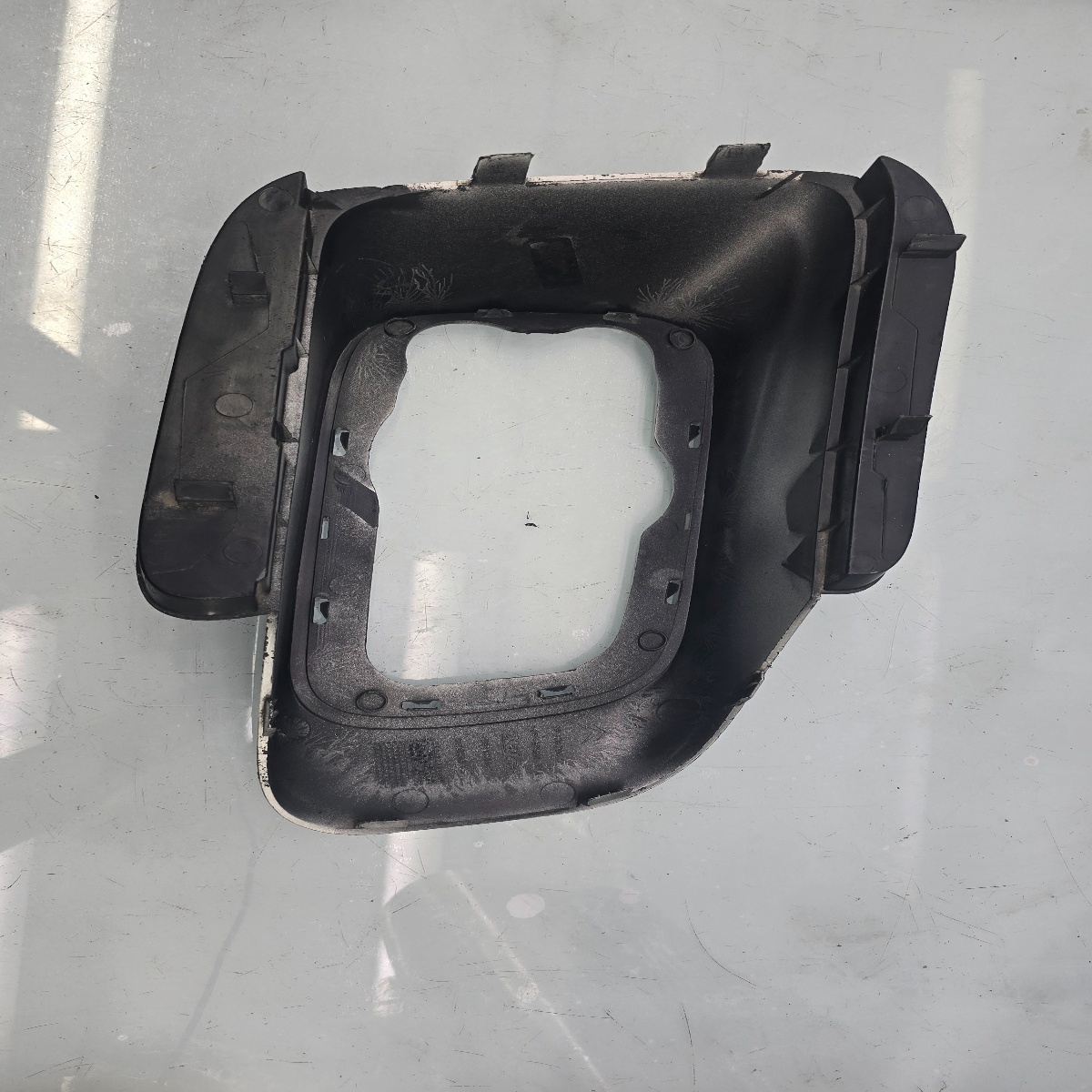 Moldura Farol de Milha Citroën Aircross esquerdo 2010-2014 - Imagem 7