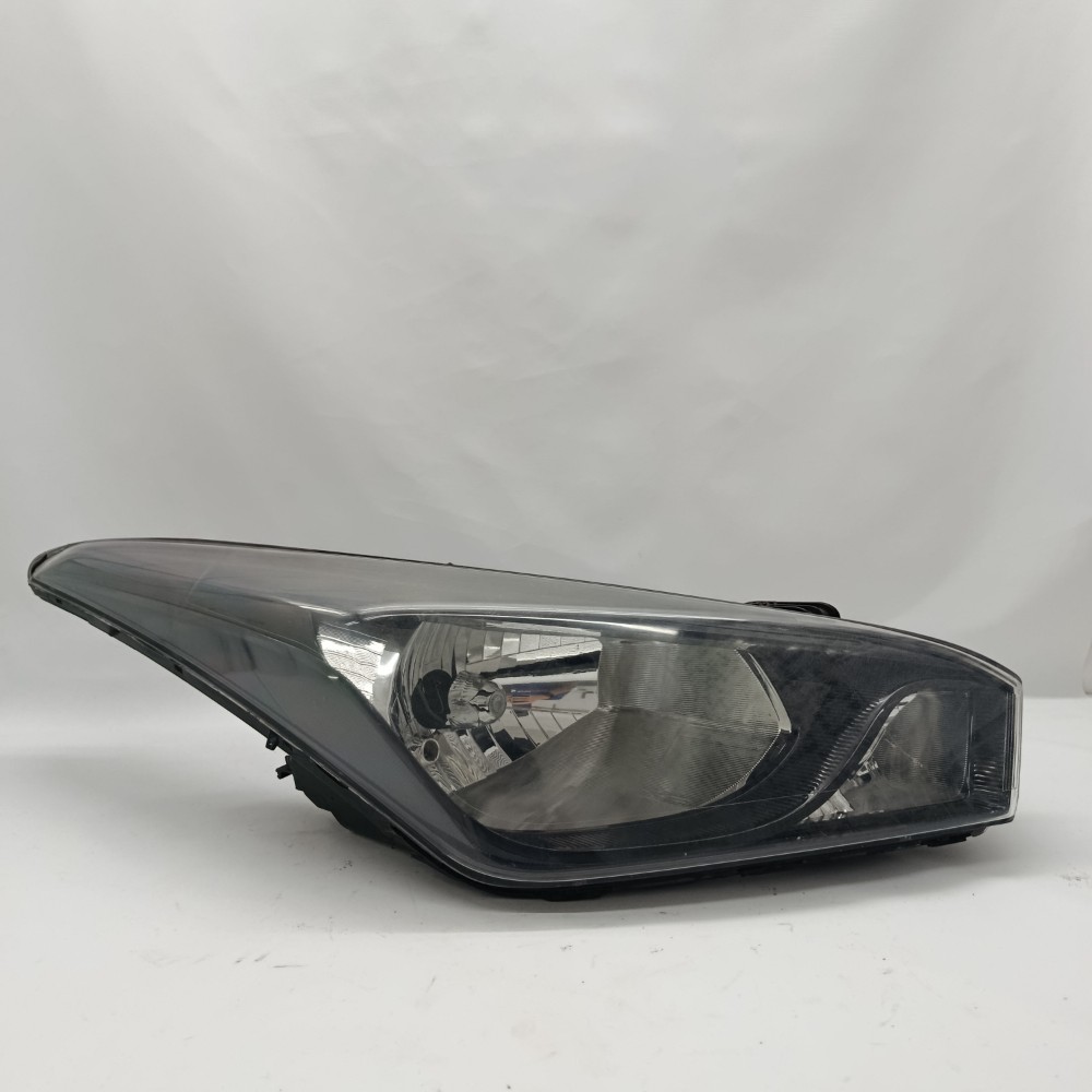 Farol Dianteir Direit Hyundai Hb20s 2013 14 15 16 17 18 19 D