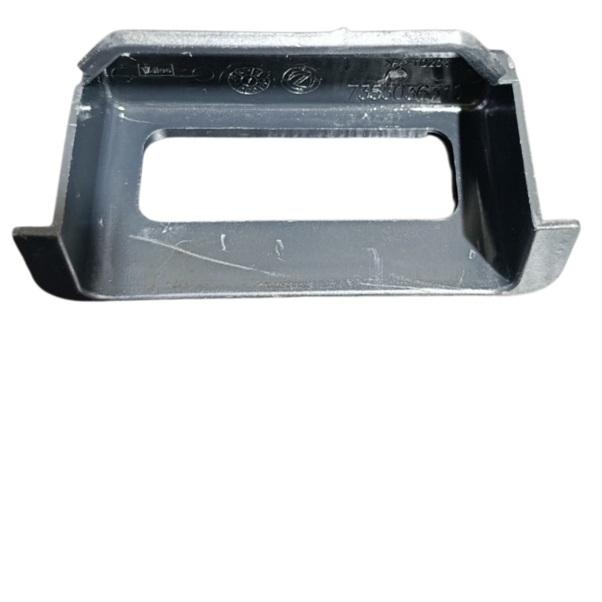Moldura Batente tampa Porta Malas Fiat Palio 2004/2012
