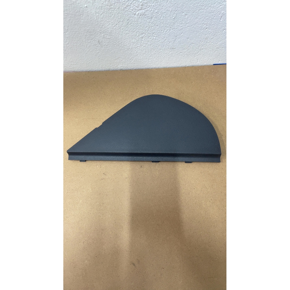 Acabamento Lateral Direito Painel Polo