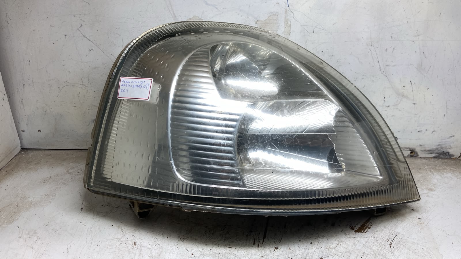 Farol Renault Master 2010 A 2013 Lado Direito