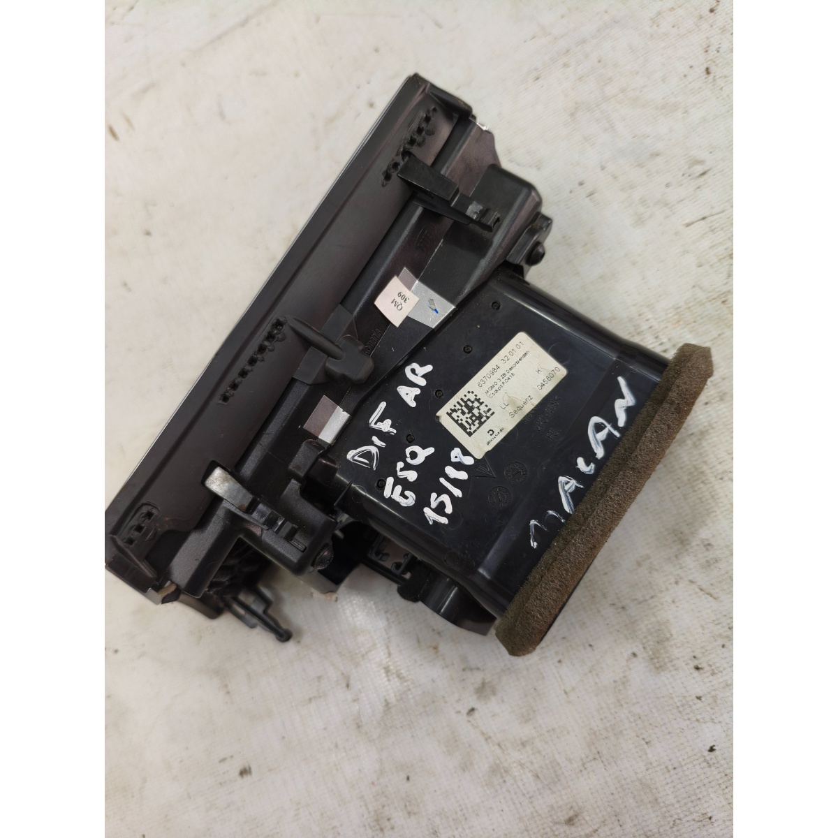 Difusor Ar Esq Porsche Macan 15 A 18 95B857189H - Imagem 5