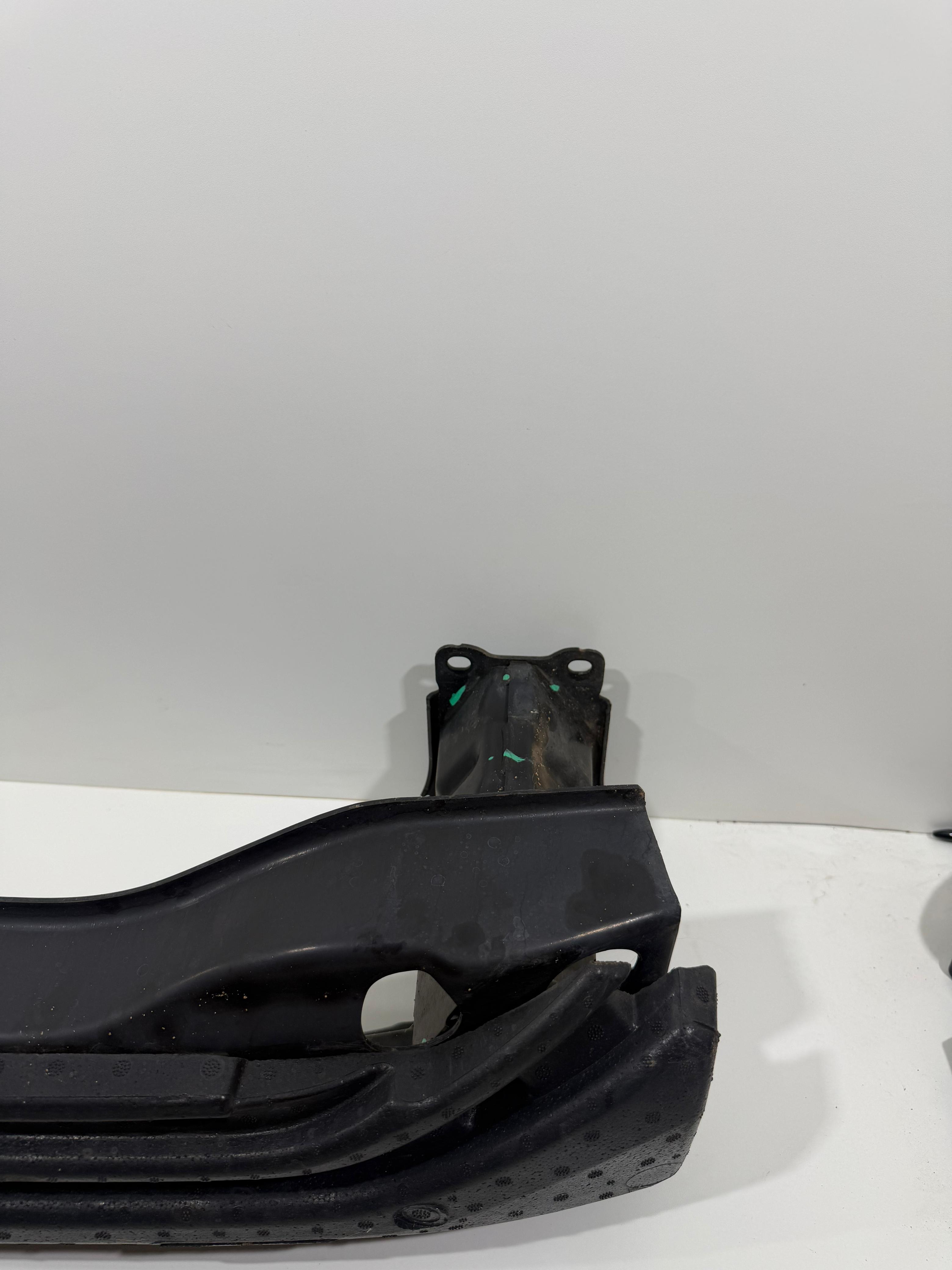 Alma Parachoque Tras. Completa Volkswagen Taos - Imagem 3