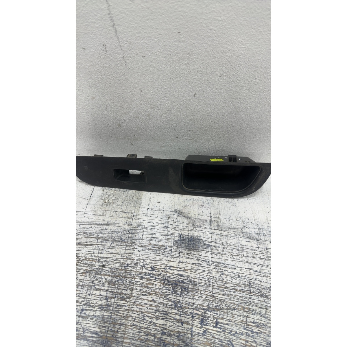 Moldura Botão Esquerdo Nissan Tiida - Imagem 2