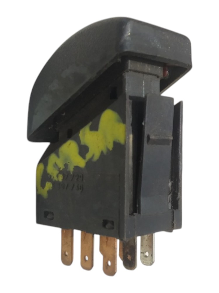 Botão Alerta Pisca Painel Gm Classic Corsa 2000 93285543 - Imagem 3