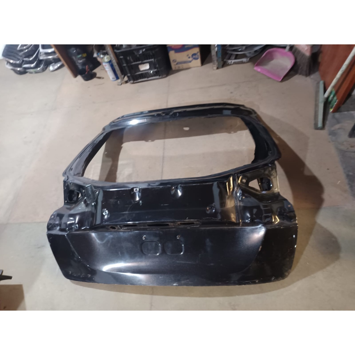 Tampa Traseira Mitsubishi Eclipse Cross 2024 Preto