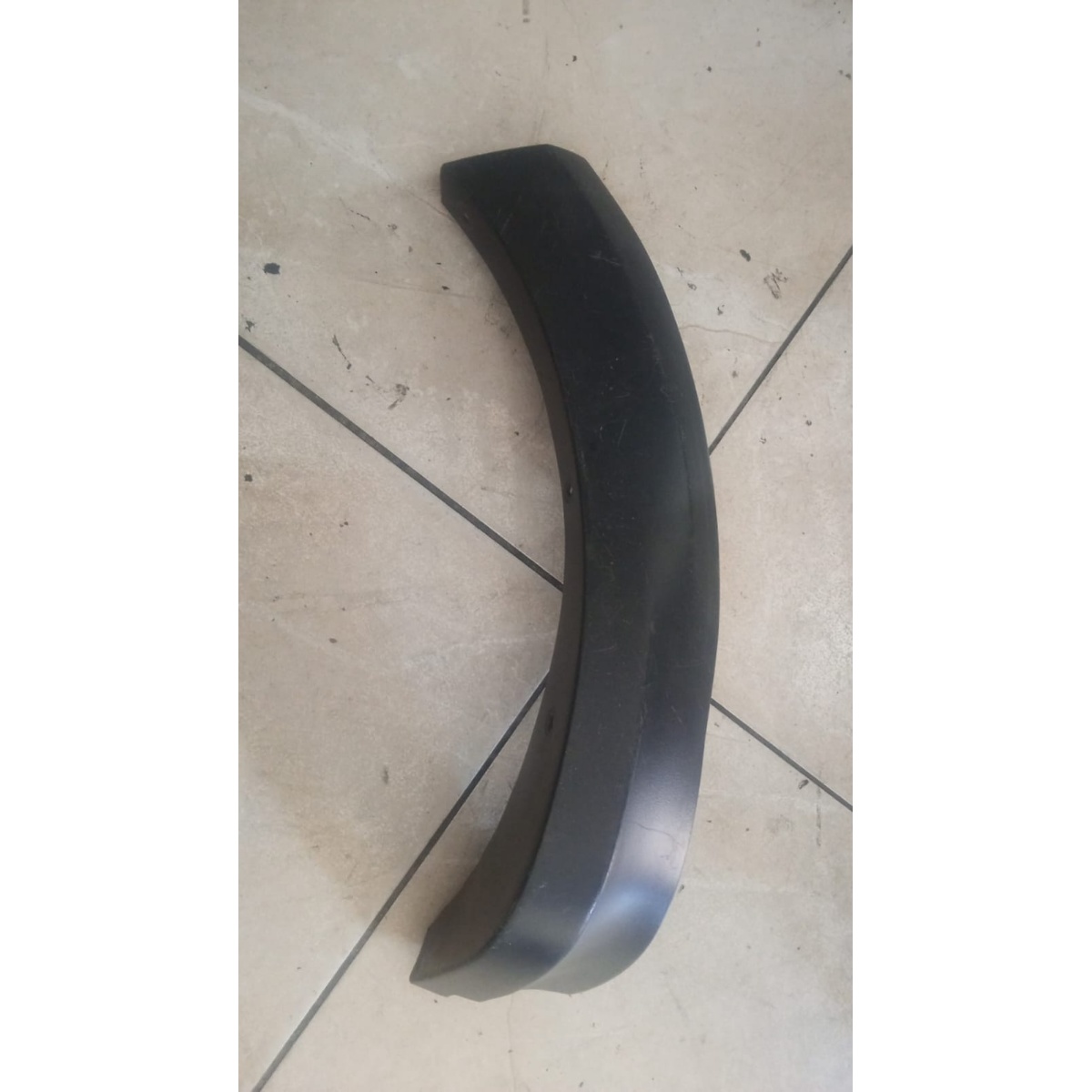 Moldura Do Paralama Traseiro Esquerdo Renault Duster Preto
