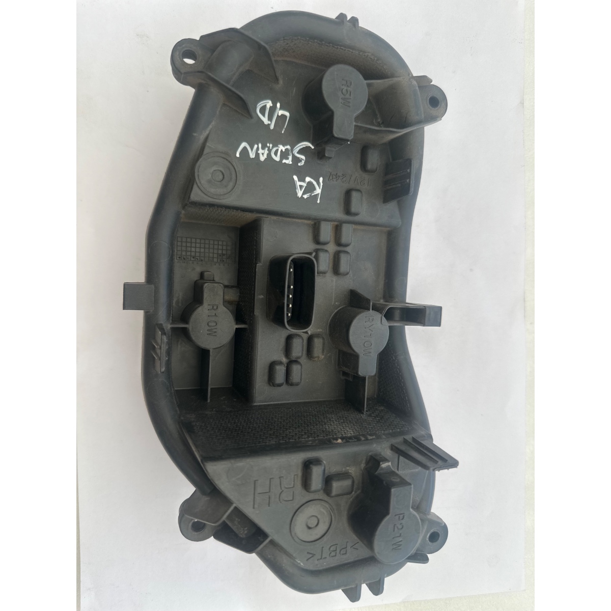 Circuito Lanterna Traseira Direita Ford Ka Sedan
