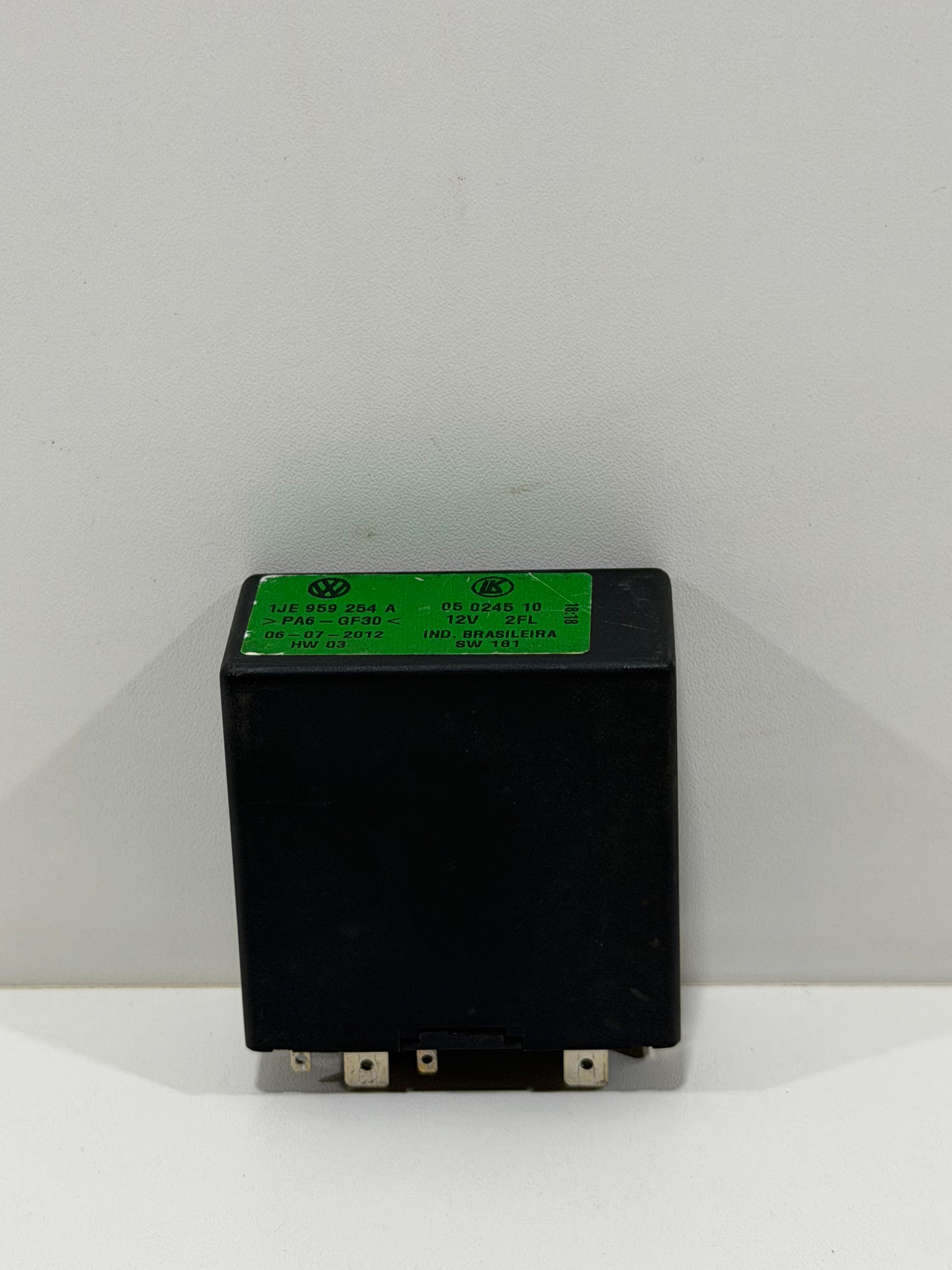Rele Acionamento Retrovisor Elétr. VW Golf 1JE959254A