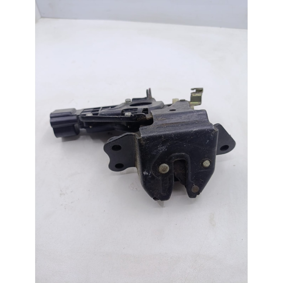 Fechadura Tampa Traseira Toyota SW4 2005-2015 - Imagem 5