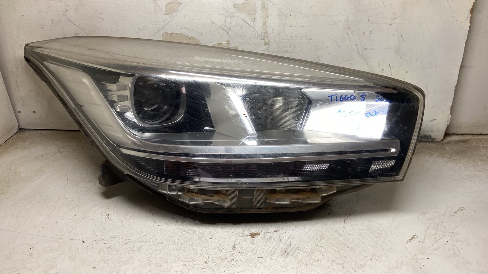 Farol Tiggo 5 2022 Lado Direito