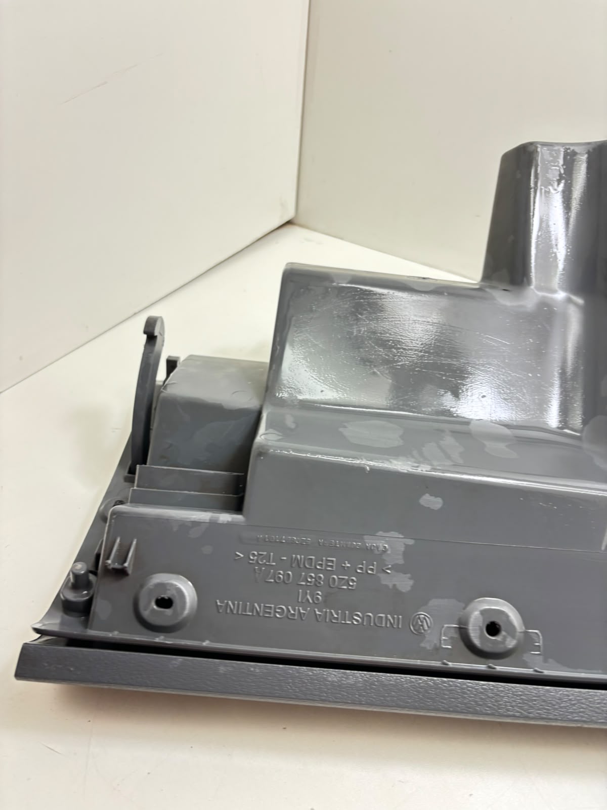 Porta Luvas Volkswagen Fox Spacefox 2003 À 2010 5Z0857097A - Imagem 9