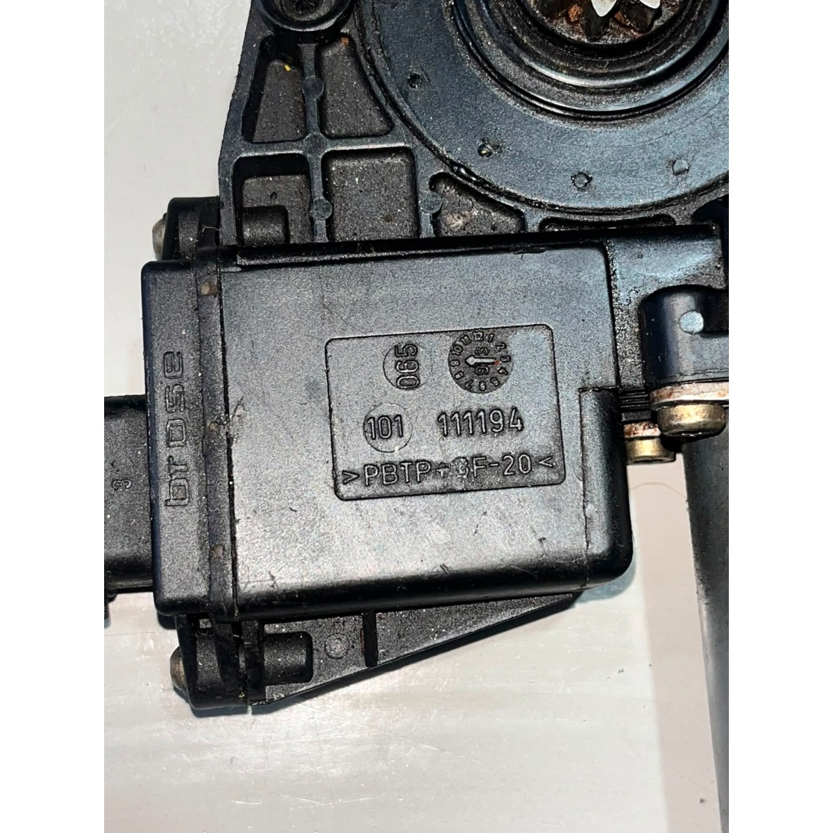 Motor Maquina Vidro Meriva Dianteira Direita - Imagem 7