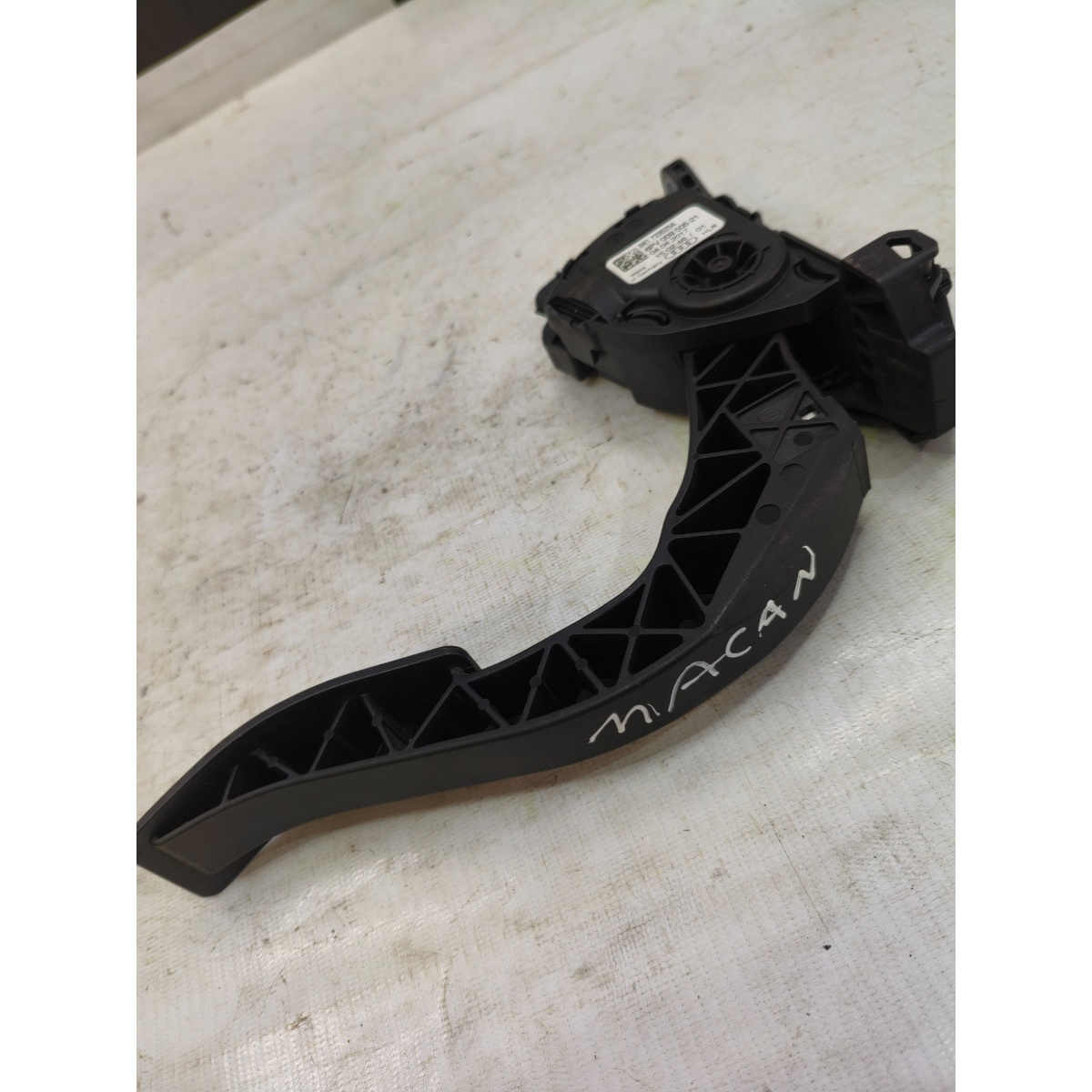 Pedal Acelerador Porsche Macan 2.0 3.0 15/24 8K1723523A - Imagem 2