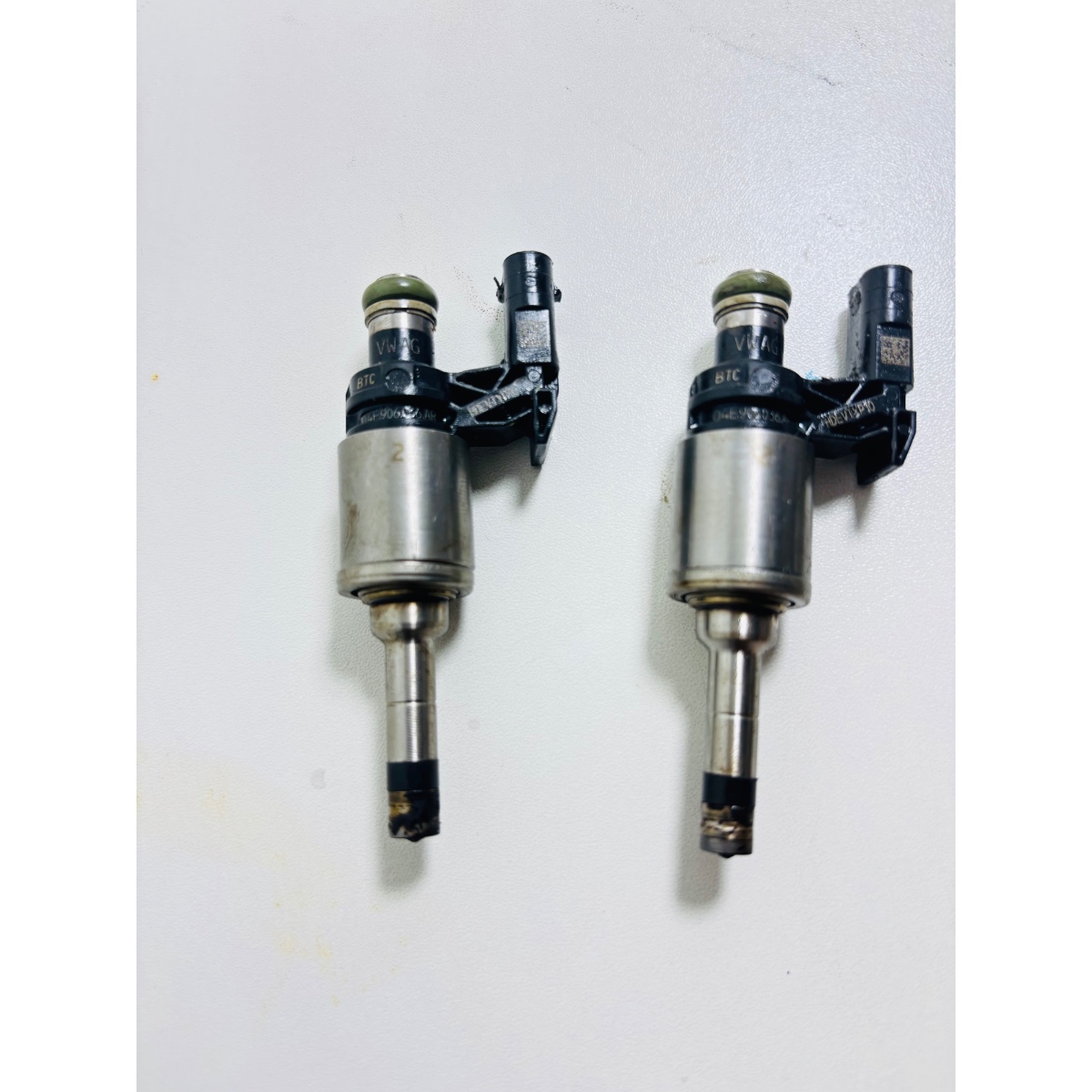 Bico Injetor 3 Cilindro Polo Virtus Up 1.0 TSI 04E906036AR - Imagem 2