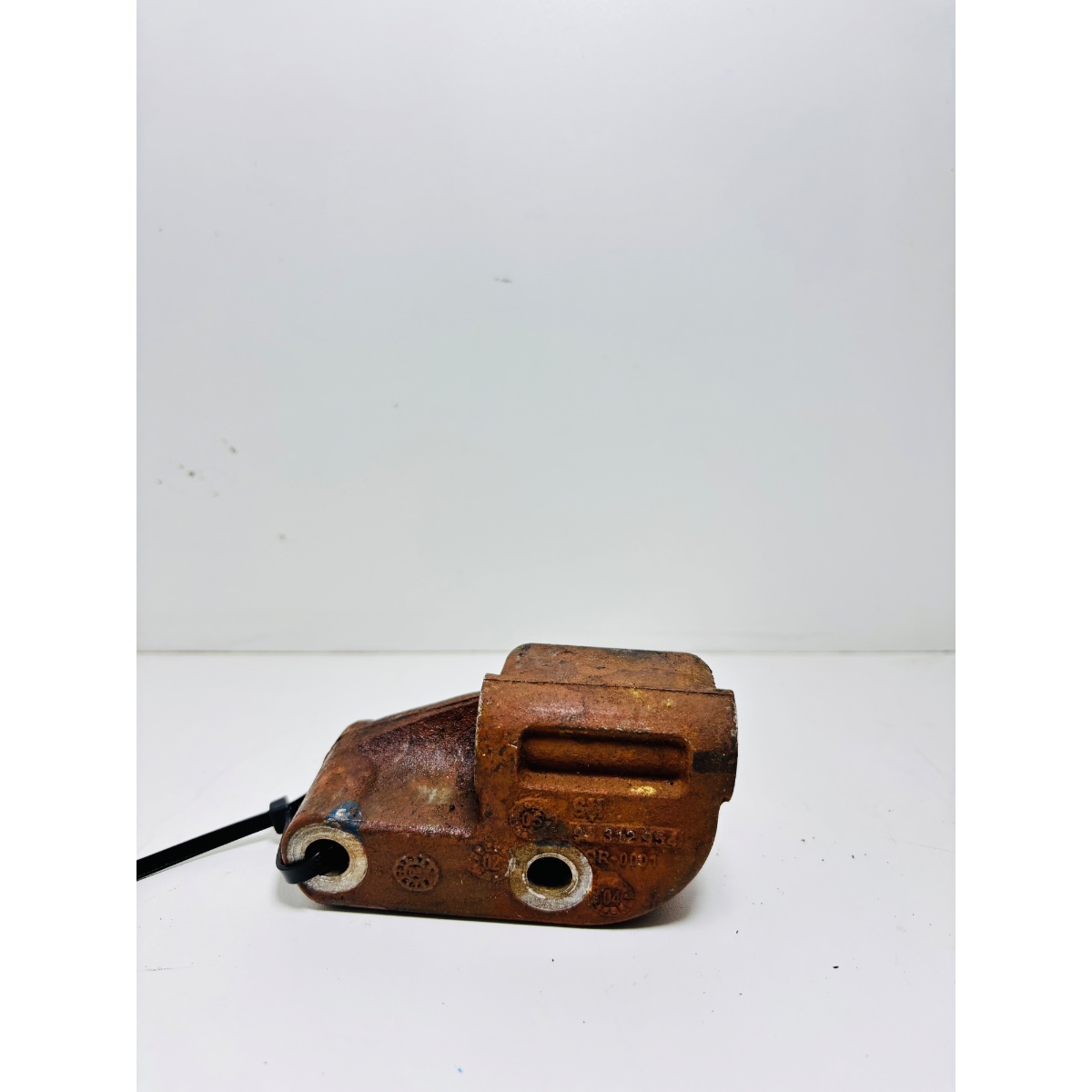 Suporte do Alternador Chevrolet Celta Corsa 2002 - Imagem 2