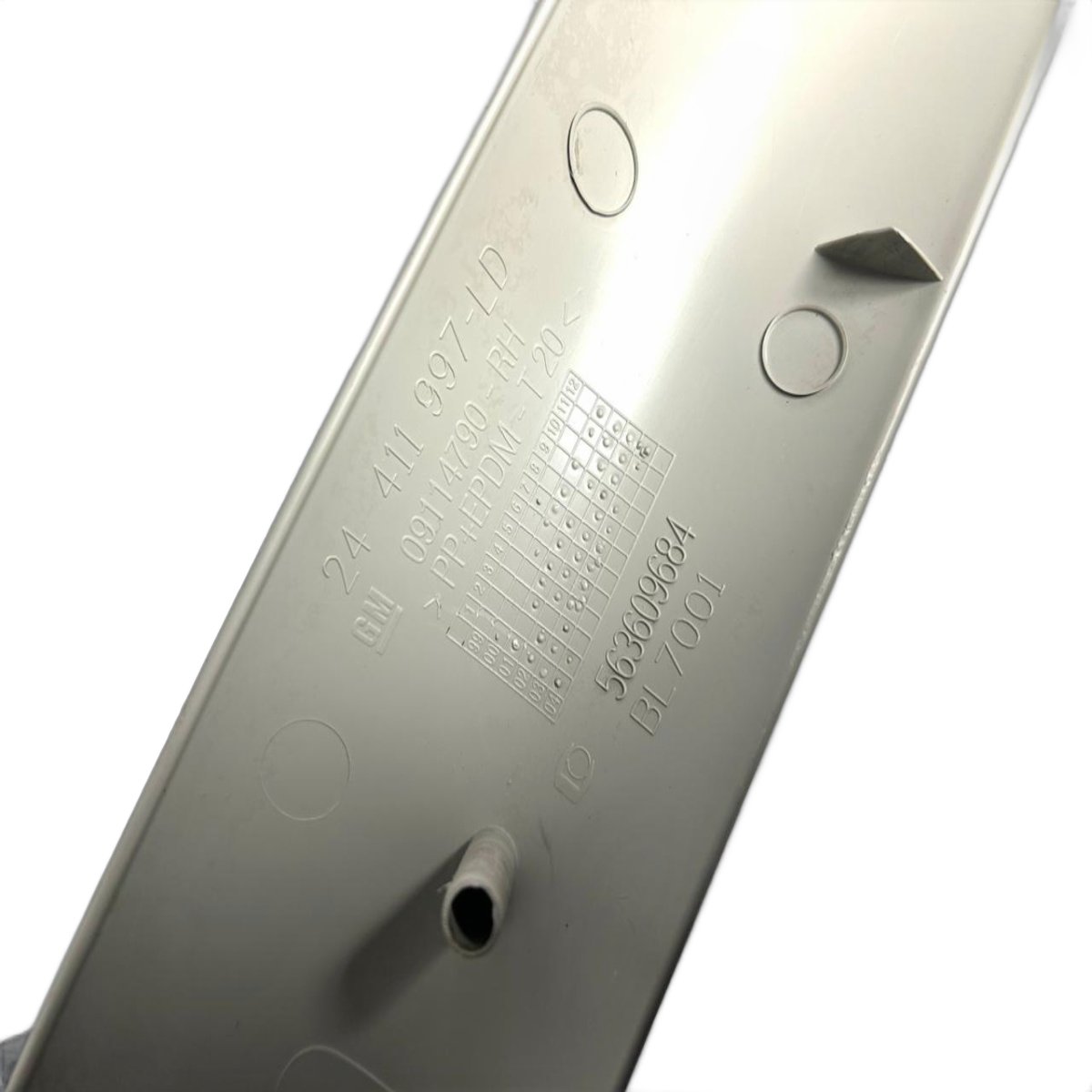 Moldura Coluna Parabrisa Lado Direito Corsa Montana 09114790 - Imagem 5