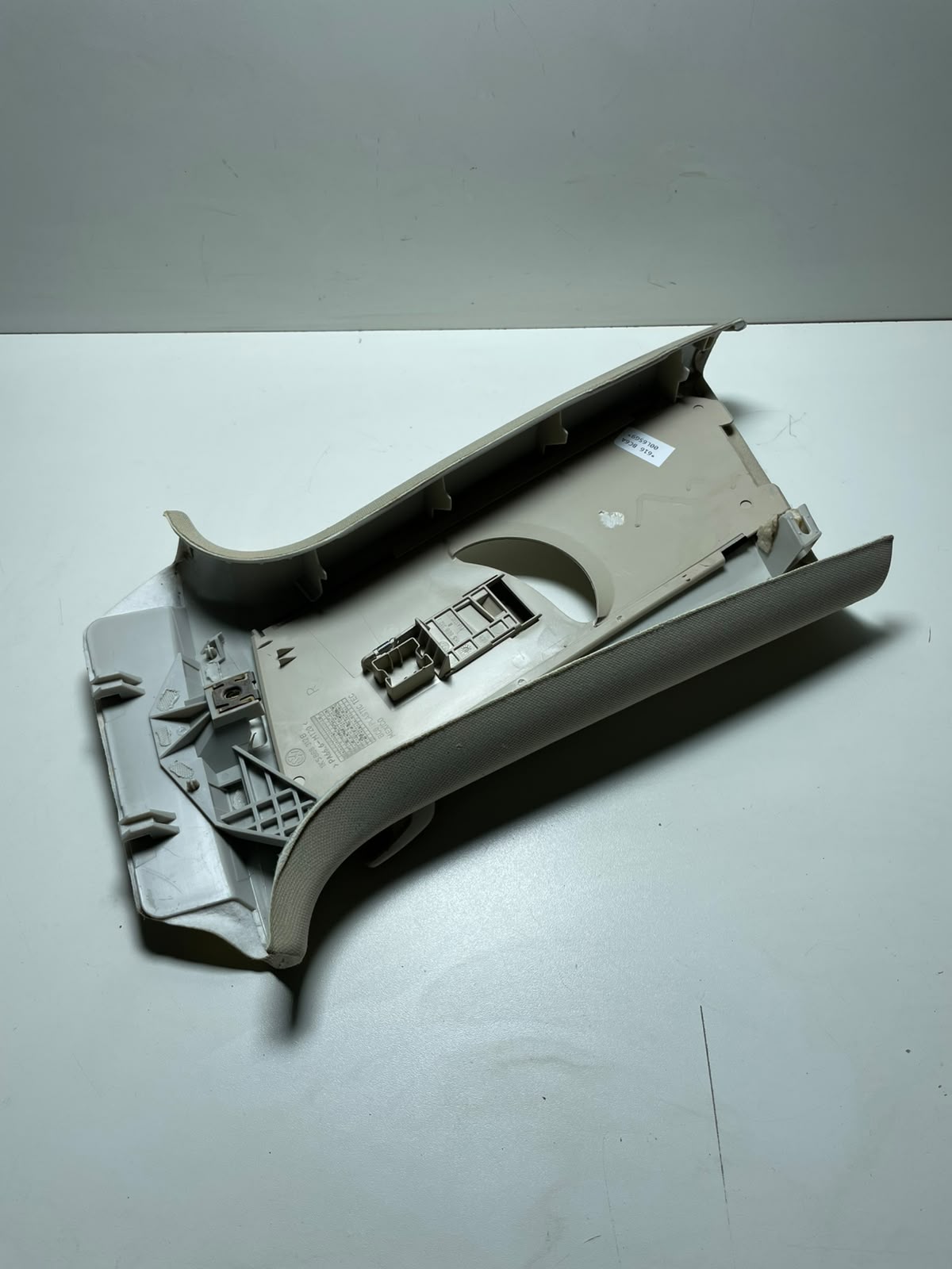Moldura Coluna L.Esq Tiguan 2010 1k5868312b - Imagem 2