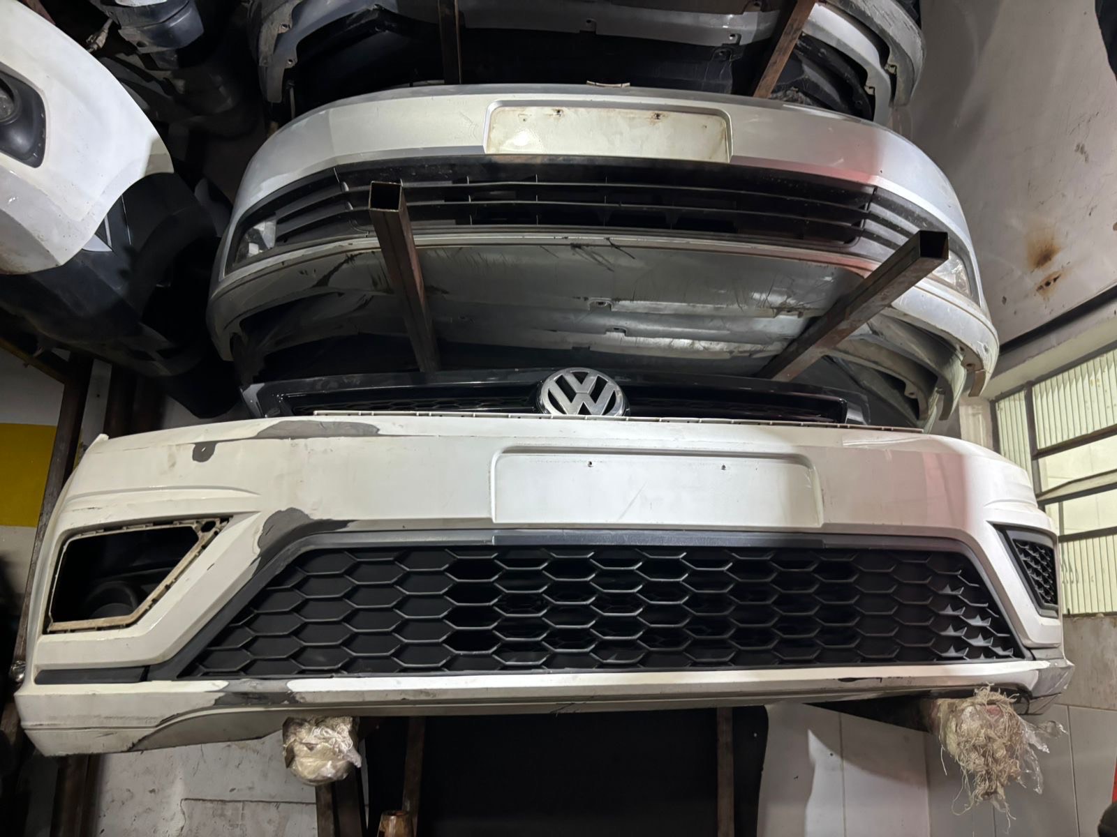 PARACHOQUE DIANTEIRO GOL G8 COM DETALHE - Imagem 1