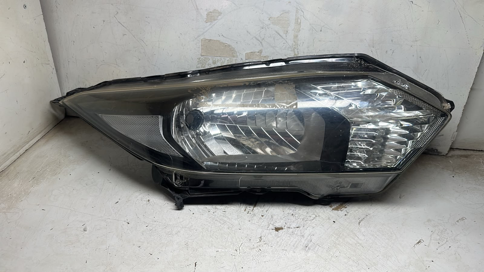 Farol Hrv 2016 A 2020 Lado Direito