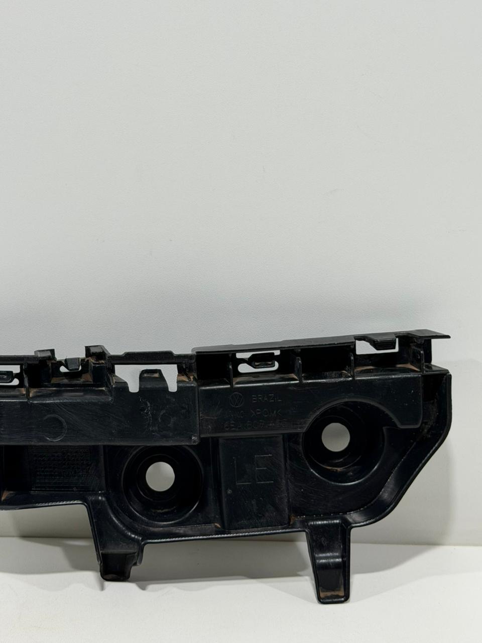 Guia Para-choque T.E VW Polo 6EA807453 - Imagem 3