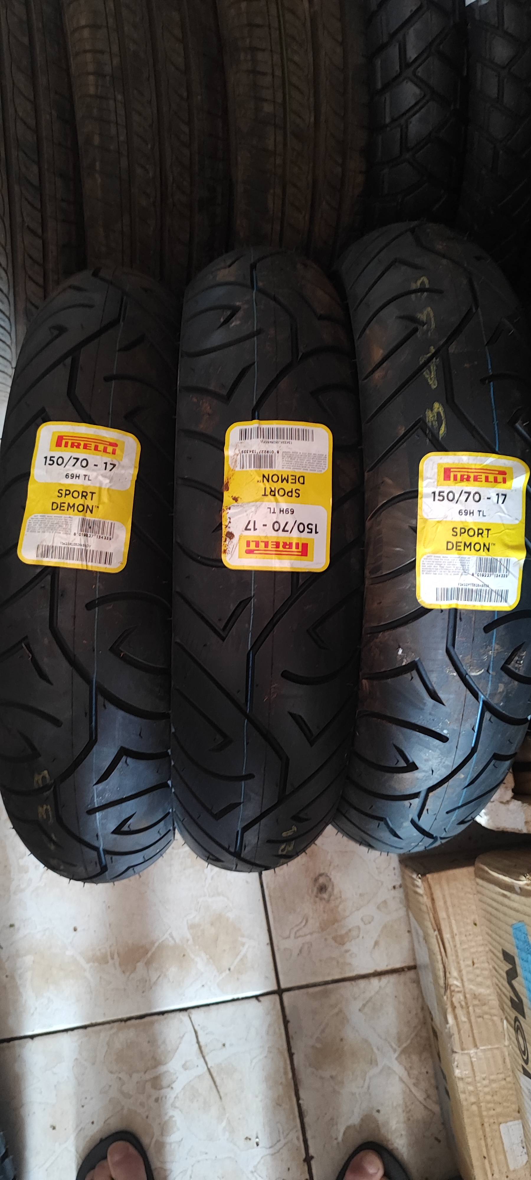 PIRELLI SPORT DEMON 150 /70 /17