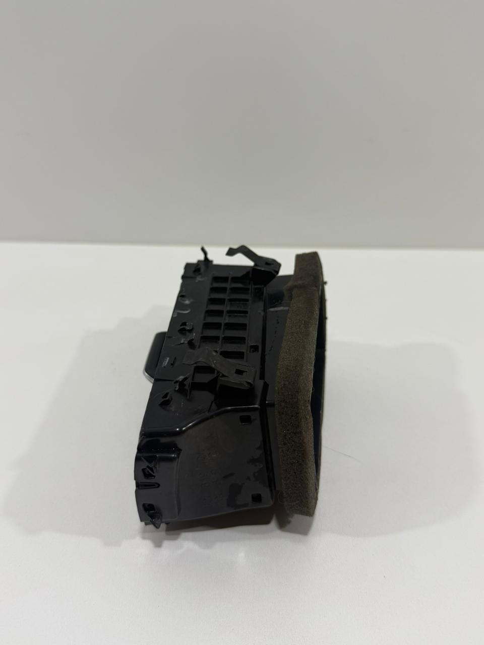 Difusor Ar Dianteiro Direito C. Detalhe VW Taos 2GJ858416 - Imagem 4