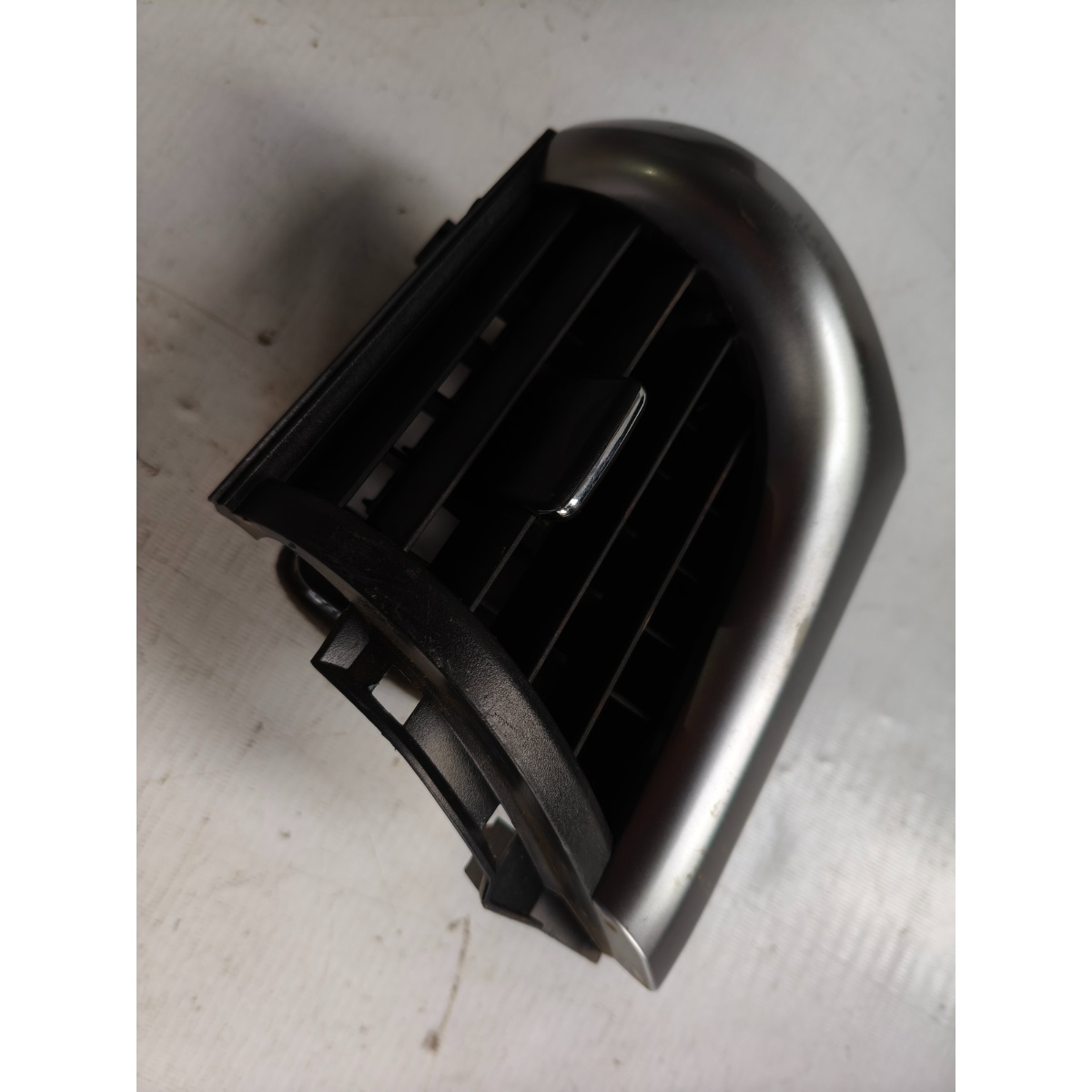 Difusor Ar Painel Direito Toyota Hilux Sw4 2016 A 2024 - Imagem 3
