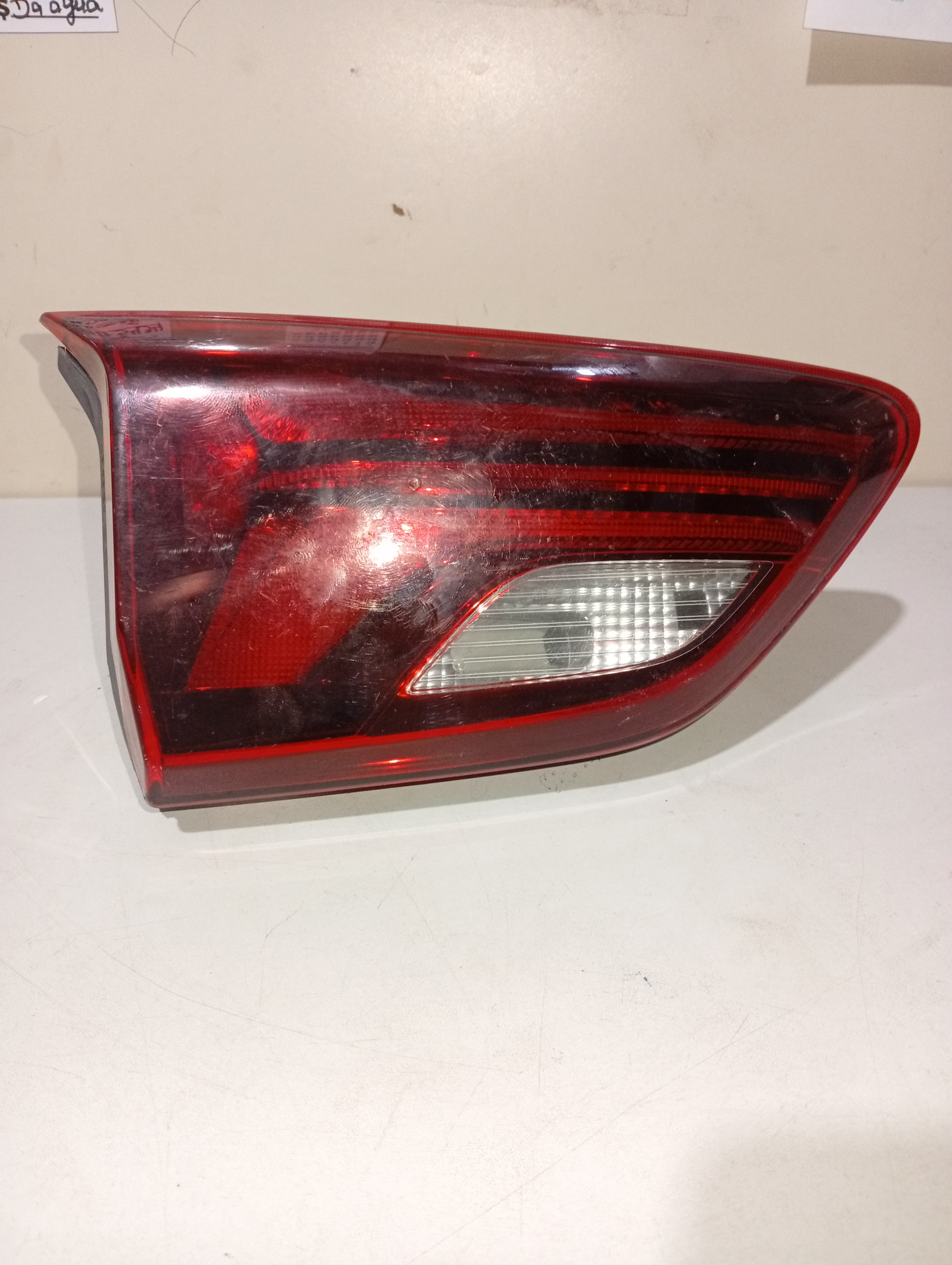 Lanterna Traseira Chevrolet Onix Lado Esquerdo - Imagem 1