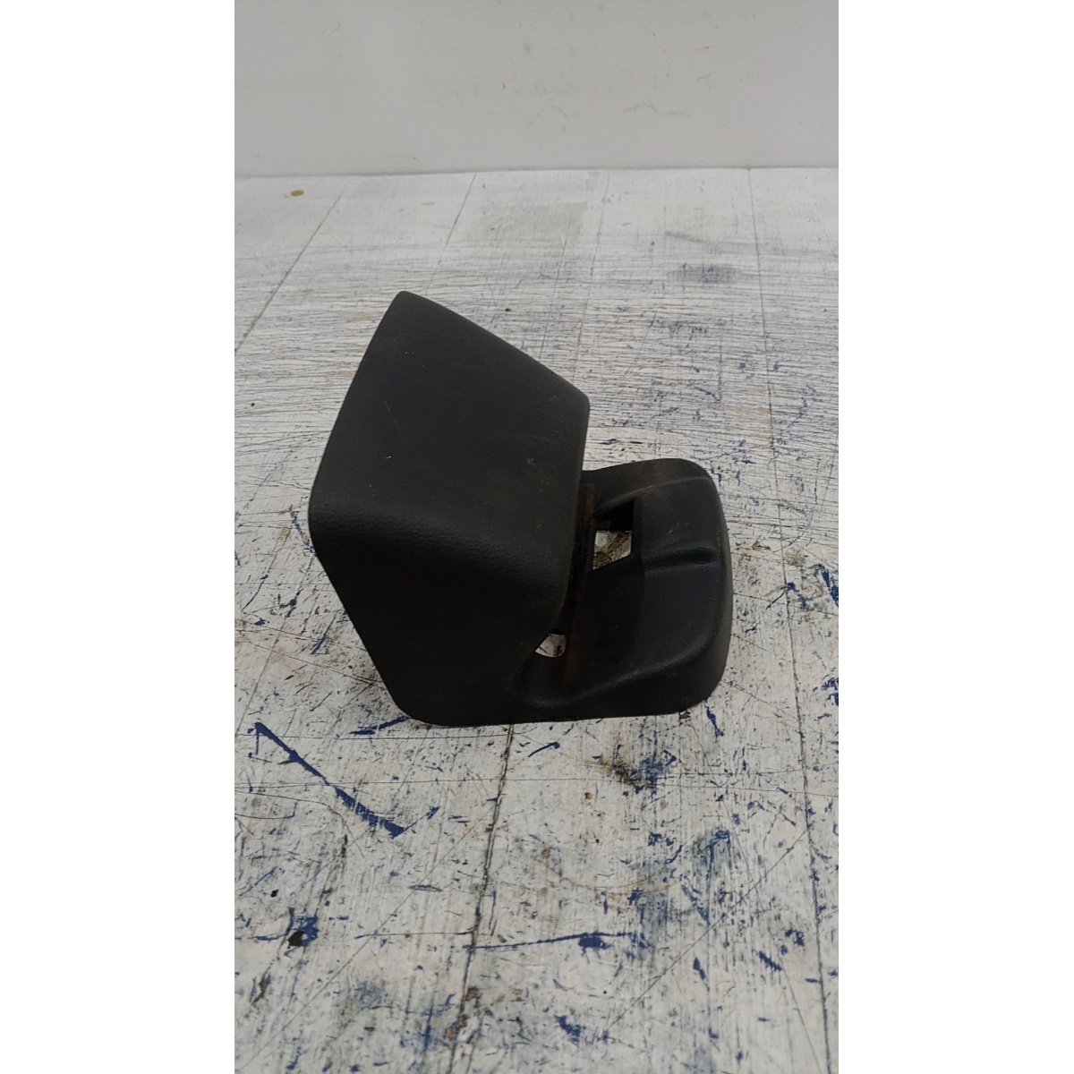 Acabamento Trava Banco Traseiro Honda Hr-v Preto - Imagem 3