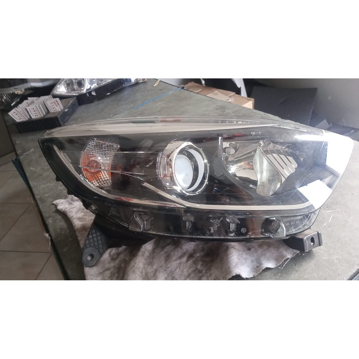 Farol Direito Renault Captur 17/21 - Imagem 4